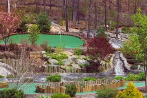 miniature-golf-hillside-stream-idea