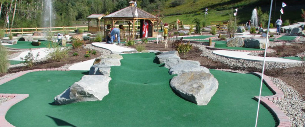 Best Reasons to Start a Mini Golf Business