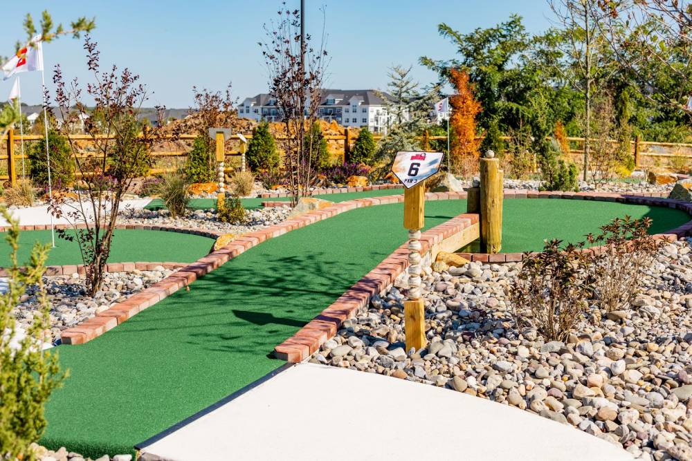 The Appeal Of Mini Golf For Your Sport Center Growth